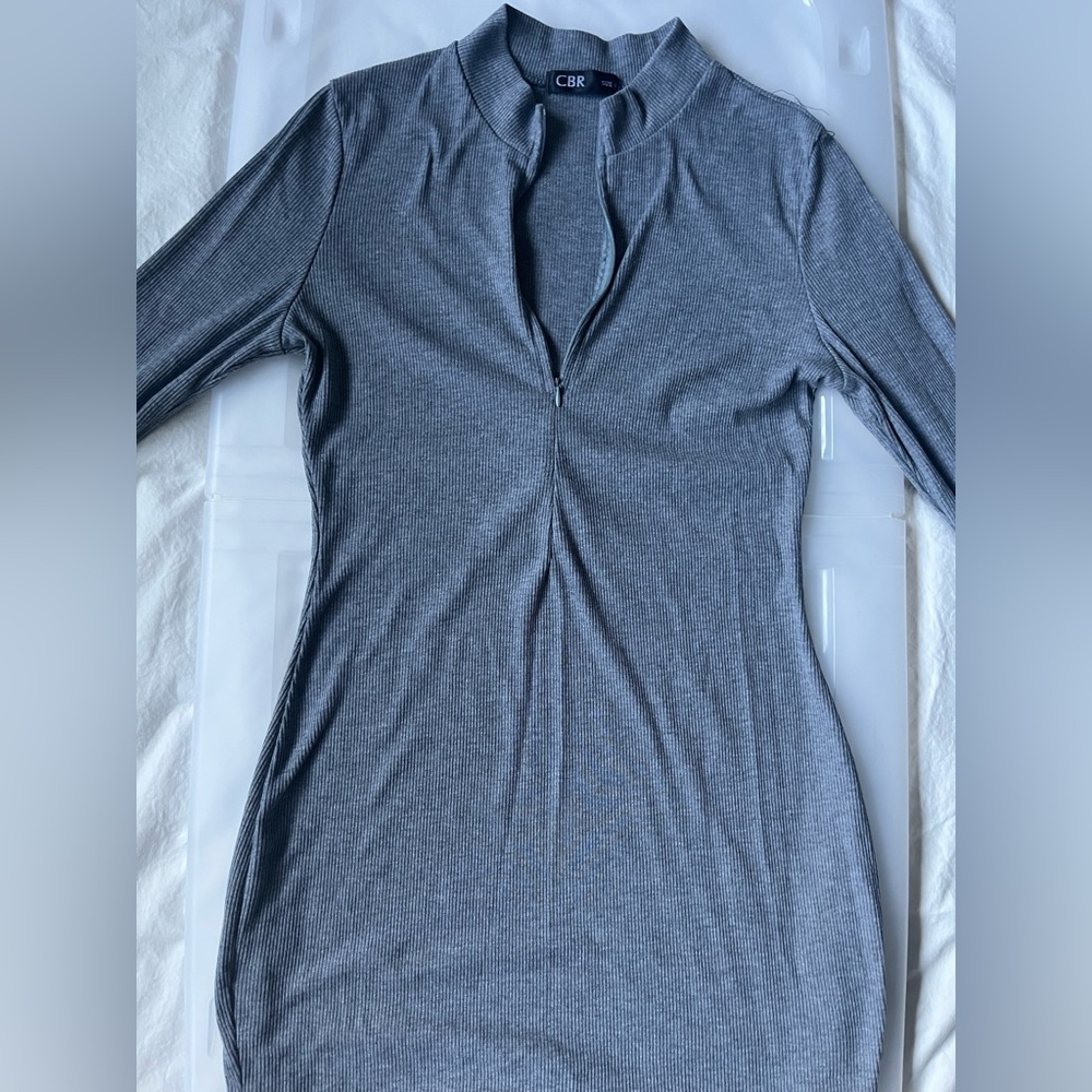 Dress - Picture 6 of 6
